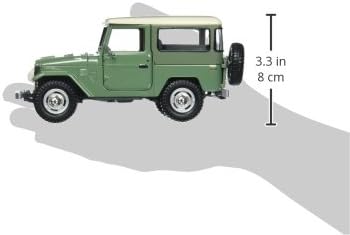 Motor Max 1:24 W/B Platinum Collection Toyota FJ40 with Beige Top MJ Exclusive Diecast Vehicle