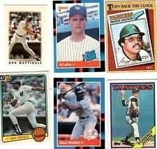 100 Assorted New York Yankees Baseball Cards (Mantle Ruth DiMaggio)