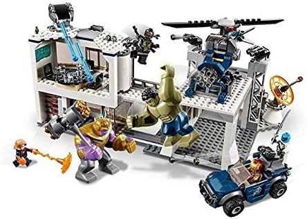 LEGO Marvel Avengers Compound Battle 76131 Building Set Includes Toy Car Helicopter and Popular Avengers Characters Iron Man Thanos and More (699 Pieces)
