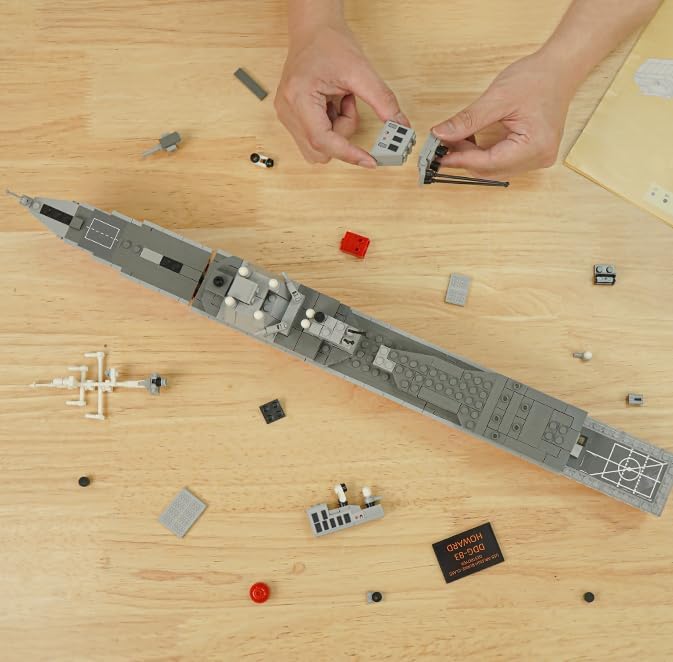 Navy Destroyer Building Set A Gift Compatible with Lego Sets for Boys 8-14 &amp Adults Perfect for Military Enthusiasts and Builders Alike (600pcs)