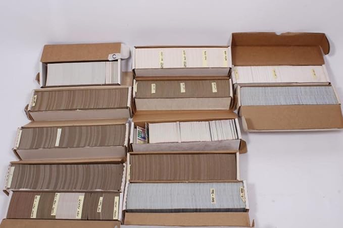 Generic Lot of 800 Assorted Sports Cards 1980's - Today Starter Collection (Baseball Basketball Football Hockey)