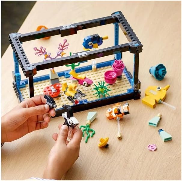 Lego Creator Fish Tank 31122 Exclusive 3-in-1 Building Set