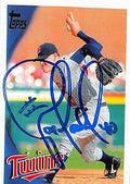 Sports Memorabilia Autograph Warehouse 246371 Pat Neshek Autographed Baseball Card - Minnesota Twins 2009 Topps - No. 273