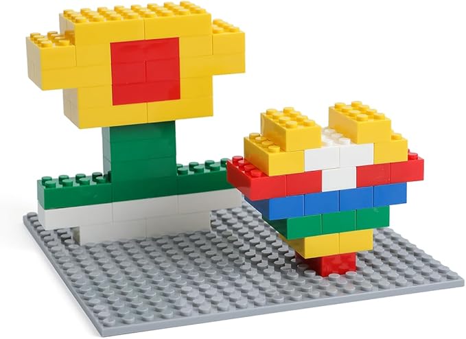 500 Piece Classic Small Building Bricks 2x4 Bulk Bricks STEM Creative Building Toys Red Yellow Blue Green(Small Bricks 1.25x0.62x0.47 in)
