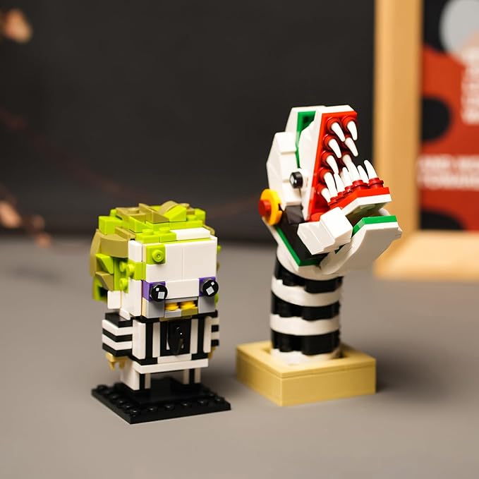 Horror Movie Collectible Figure Building Set Compatible with Lego for Adults 401Pcs Spooky Square Head Block Toy with Striped Monster Snake Gothic Desk Decor Gifts for Horror Fans