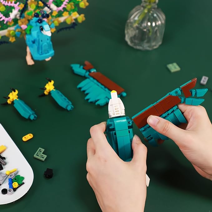 KAZI Bird Building Toy SetParrotPeacockFun Building Blocks for Kids Ages 8 and UpBuild and Display Birds Model for Bird EnthusiastsEaster Basket StuffersGift for Birds LoversParty Favors