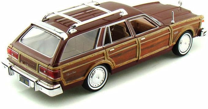 1979 Chrysler Lebaron Town &amp Country Wagon Red with Woodie Siding Motormax 73331-1/24 Scale Diecast Model Car