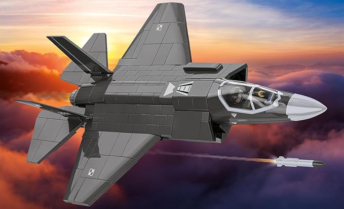 COBI Armed Forces F-35A Lightning II HUSARZ Building Set 605 Pieces