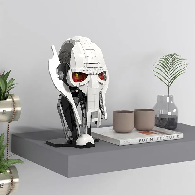 General Helmet Building Sets Collection Space Wars Figures Model with Buildable Display Stand Perfect for Christmas Toy Gift for Kids Adult Ages 6+ (710 PCS)