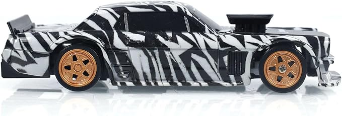 TOUCAN RC HOBBY 1:43 Ready to Run Race Car Gyro Drift Car 4WD Traffic Cones Mini Model for Ages 14+ with a Gyro (Camouflage)