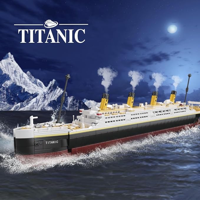 Titanic Boat Model Building Blocks Set 1465 Pieces Mini Bricks Cruise Ship ModelDIY Educational Titanic Toys for Alone at Home