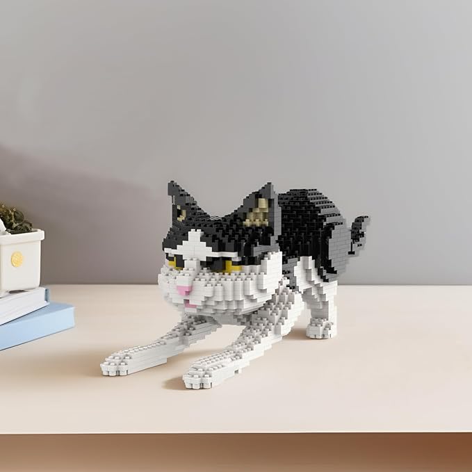 Larcele Cat Mini Building Blocks Animal Set DIY Micro 3D Building Toy Bricks1390 Pieces KLJM-05(Black and White Cat)