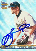 Sports Memorabilia Autograph Warehouse 291458 2000 Pacific Prism Jeff Bagwell Autographed No.62 Baseball Card - Houston Astros SC