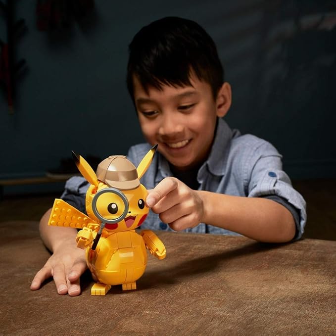 Mega Construx Pokemon Detective Pikachu Detective Pikachu Construction Set with Character Figures Building Toys for Kids (271 Pieces)