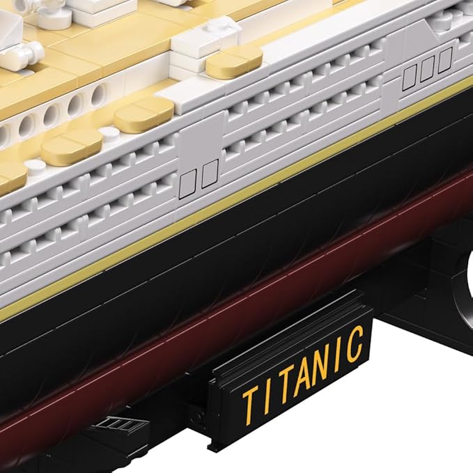 Titanic Boat Model Building Blocks Set 1465 Pieces Mini Bricks Cruise Ship ModelDIY Educational Titanic Toys for Alone at Home