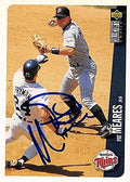 Sports Memorabilia Autograph Warehouse 246346 Pat Meares Autographed Baseball Card - Minnesota Twins 1996 Upper Deck - No. 204-1