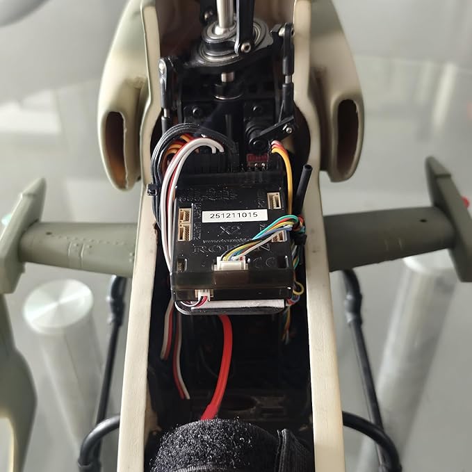 ZYHOBBY ROBAN 470 Size AH-1 Cobra Military Camouflage RTF RC Helicopter X2 GPS Model for Adults