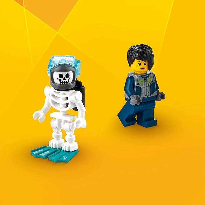 LEGO Creator 3 in 1 Sunken Treasure Mission Submarine Toy Underwater Creatures Transform from Octopus tp Lobster to Manta Ray Fun Sea Animal Figures 31130