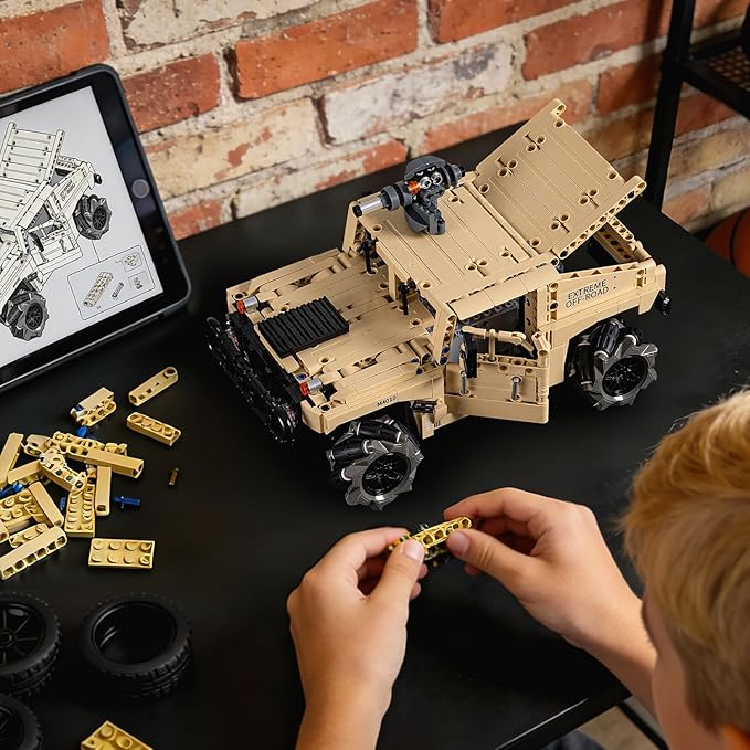 RC Off-Road Hummer Armored Technic Car Building Kit4WD Remote Control Mecanum Wheel VehicleAll-Directional Drifting RC Truck Technic Sets STEM Model for Adults &amp BoysMilitary Style