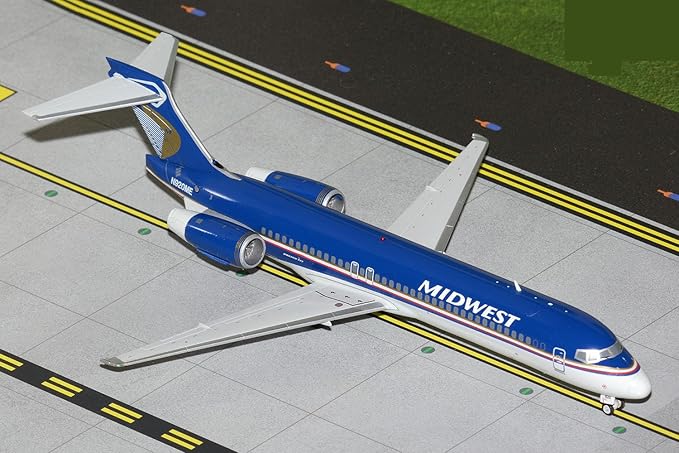 GeminiJets G2MEP1367 Midwest Airlines Boeing 717-200 N920ME Scale 1:200