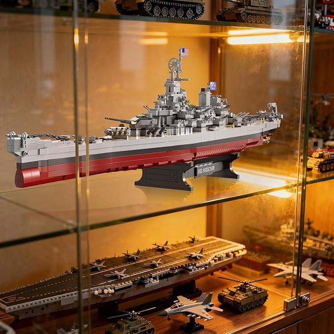 Military Series World War II Battleship Building Kit 2228 Pieces USS Missouri Compatible with Lego Military Army Set for Adults WW2 Toy Gift Boat Building Block for Teens Age 14+ Model Home Decor