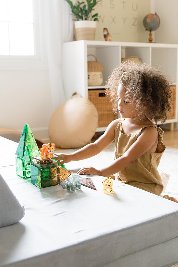 MAGNA-TILES Jungle Animals 25-Piece Magnetic Construction Set The ORIGINAL Magnetic Building Brand