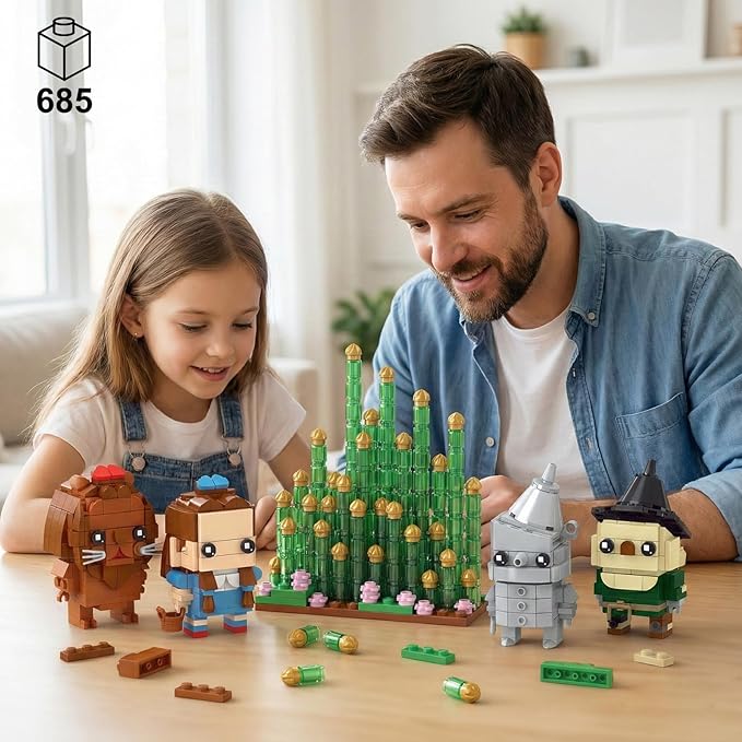 Classic Action Figure Building Set Compatible with Lego for AdultsGift Idea for Boys and Girls 8-14 Years Model Figure for Collectors and Display 685 pcs