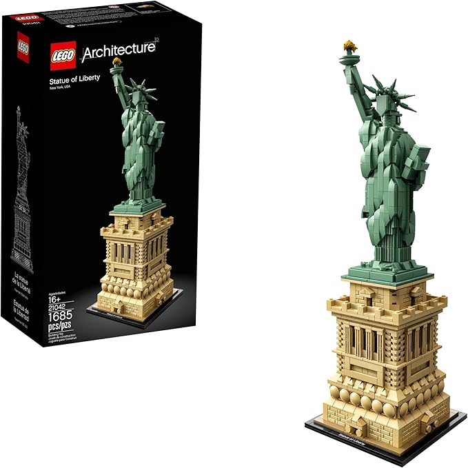 LEGO Architecture Statue of Liberty Model Building Set - Collectible New York City Souvenir Creative Home Décor or Office Centerpiece Great Gift Idea for Adults and Teens 21042