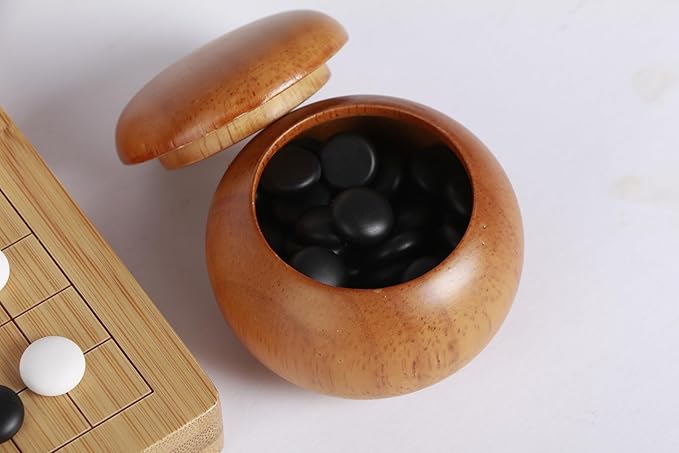Mini Go Set: 13-line Nanzhu Go Board Solid Wood Small Go Stone Jar 1.2cm Black and White Go Stones