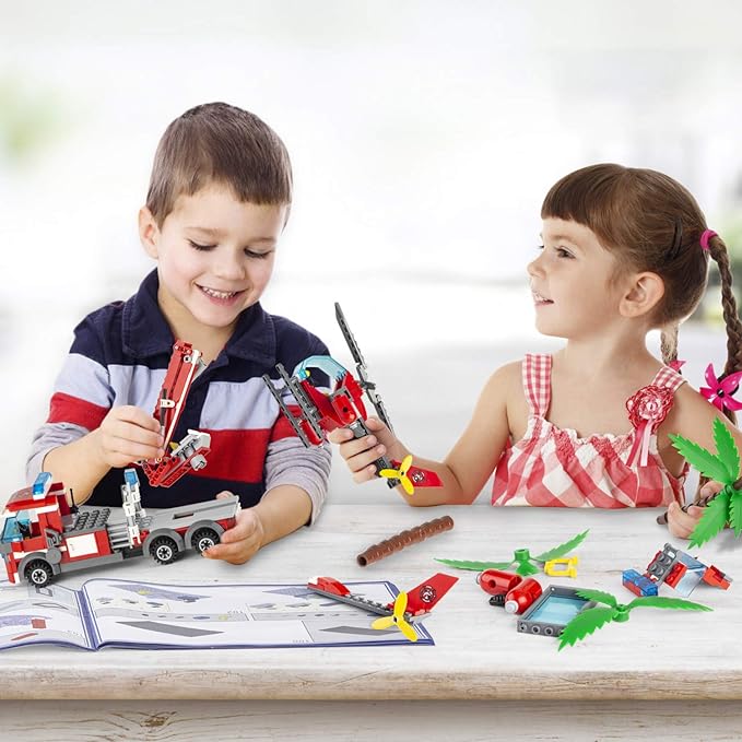 QLT QIAOLETONG City Fire Station Building Kit 774 Pcs Building Set Including Fire Station Fire Truck Fire HelicopterFire Fighter City Building Blocks STEM Toys Gift for Boys 6-10 Years Old.