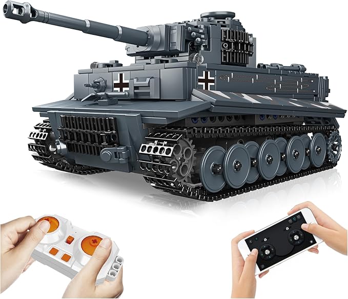 NUTCRACKER Military Tiger Tank Building Set - Heavy Military Tank Toy Building Set Home Collectible Display Model Easter Birthday Gift for Adult Boys Girls Aged 14+ (800 Pieces)