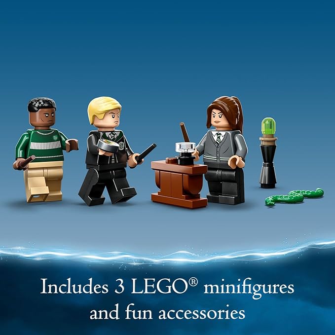 LEGO Harry Potter Slytherin House Banner Building Set 76410 - Hogwarts Castle Common Room Toy or Wall Display Collectible Harry Potter Gift Idea for Boys Girls and Kids with Draco Malfoy Minifigure