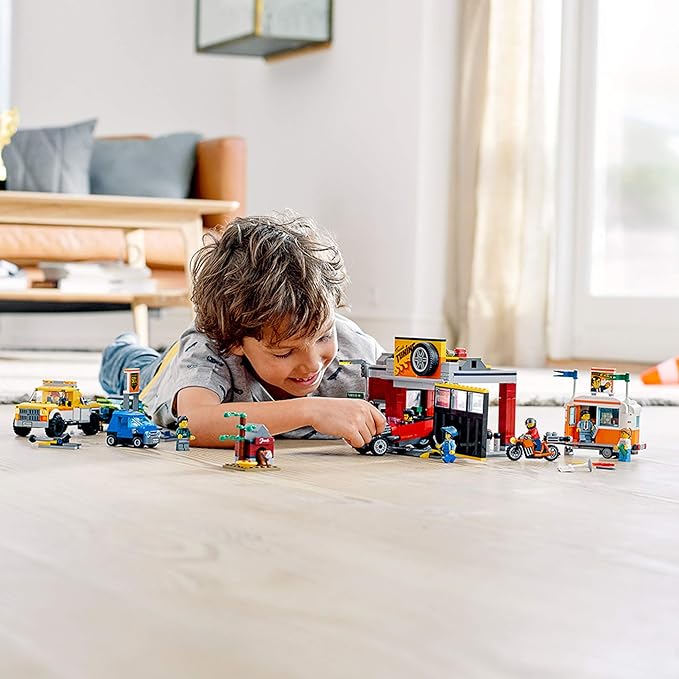 LEGO City Toy Car Garage 60258 Cool Building Set for Kids (897 Pieces)