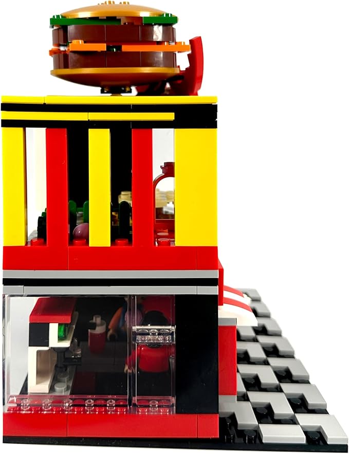 General Jim's Wacky Burger Modular Fast Food Burger Joint Restaurant Building Blocks Bricks Set