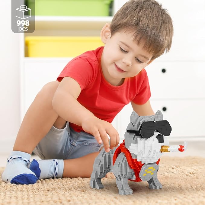 Cute Animal Bully Pitbull Micro Mini Building Blocks Kit Mini Dog Micro Bricks Building Toys for Adults Boys Girls Party Favors for Kids 8-14 Christmas Birthday Gift Carnival Prizes (998 PCS)