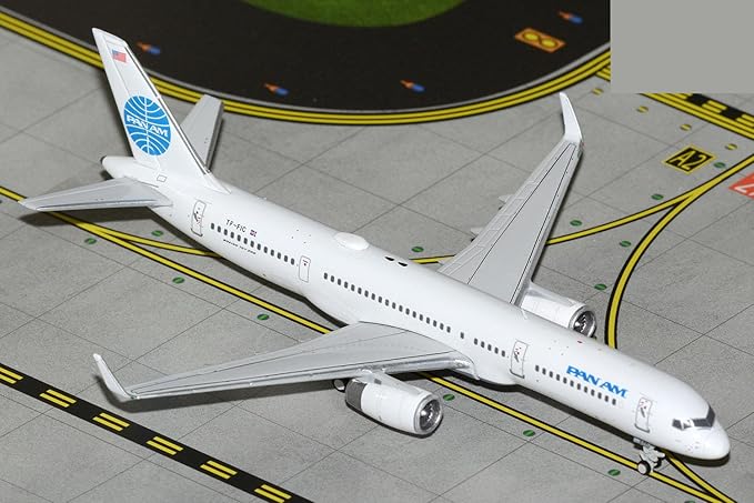 GeminiJets GJPAA2380 Pan Am Boeing 757-200 TF-FIC Scale 1:400