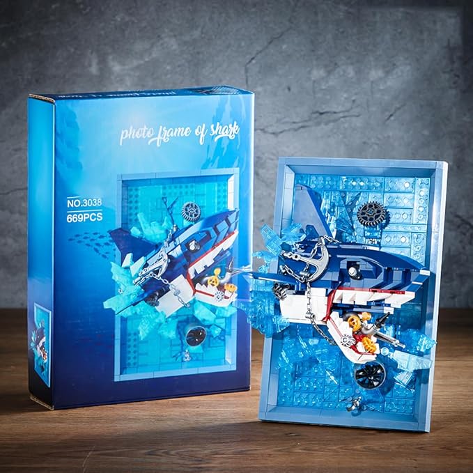 Shark Breaching Animal 3D Wall Art Micro Mini Building Blocks Set for Adults Unique Home Wall Decor or Table Display Ideal Birthday Christmas Toy Gift for Teens (669 PCS)