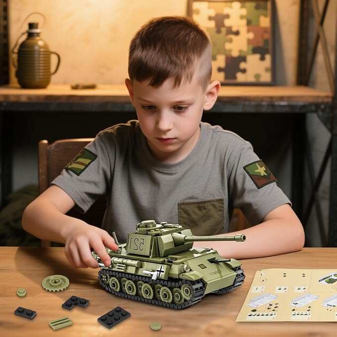 Panther Tank Building Set Compatible with Lego Military Tank WW2 Army Toys Historical Collection Model for Military Fans Gifts for Teens Kids Boys 8-14 (638PCS)