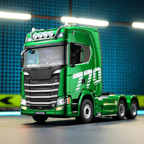 1/18 Scale 770S Heavy Duty RC Semi Truck RC Tractor Truck with Rear Wheel Drive Collectible Model with High Speed Performance