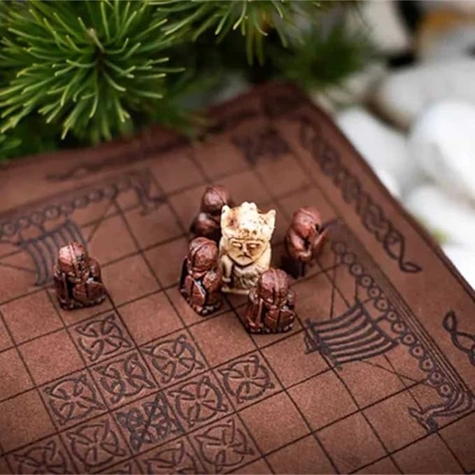 Hnefatafl Viking Chess SetClassic Historic European Tabletop Asymmetric War GameAuthentic Traditional Two-Player Strategy Board GameTravel Games with Leather Chessboard