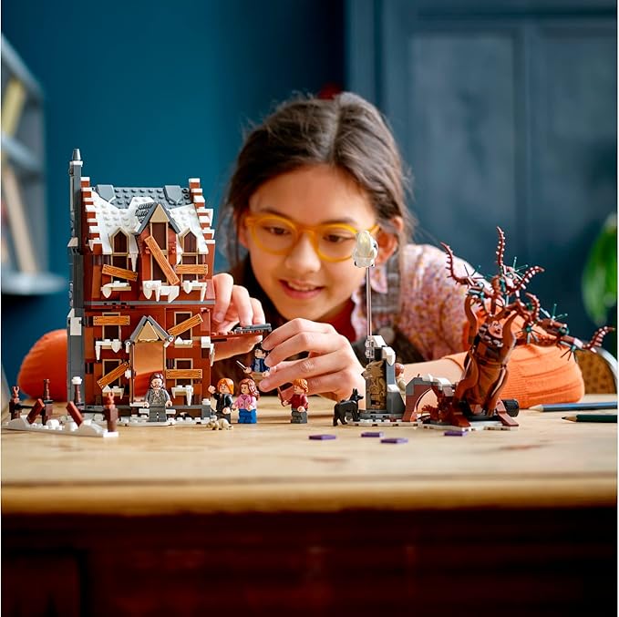 LEGO 76407 The Shrieking Shack &amp Whomping Willow - New.