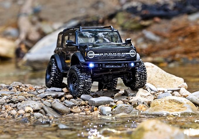 TRX-4M 4X4 Crawler with Ford Bronco Body