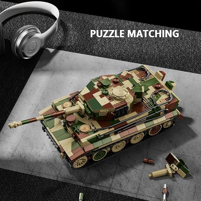 39061 German Tiger Tank No. 7 Building Block Set 1603 Pieces Military 1:28 Scale Tank Model Toys Ideal Gift for Room Decoration or Collection