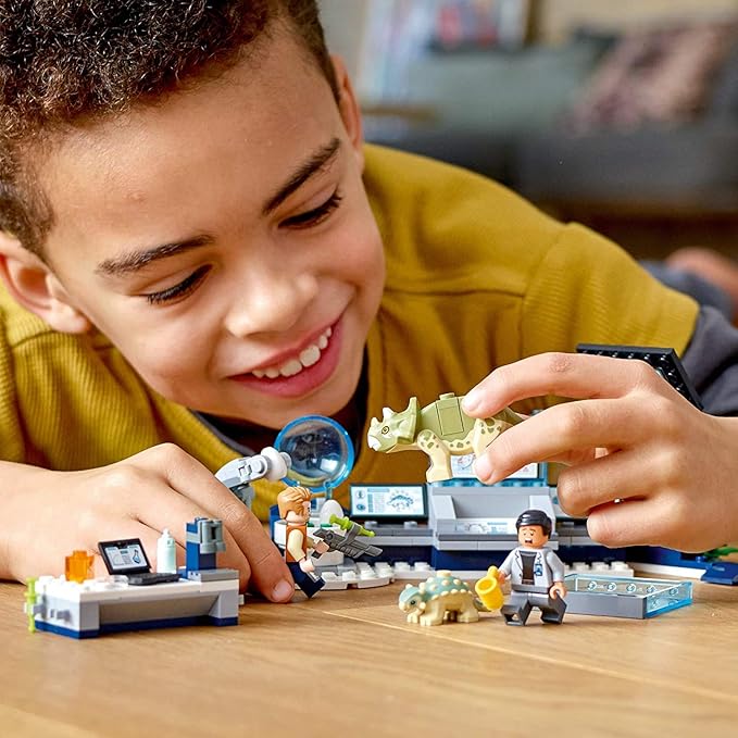 LEGO Jurassic World Dr. Wu's Lab: Baby Dinosaurs Breakout 75939 Fun Dinosaur Toy Building Kit Featuring Owen Grady Plus Baby Triceratops and Ankylosaurus Toy Dinosaur Figures (164 Pieces)
