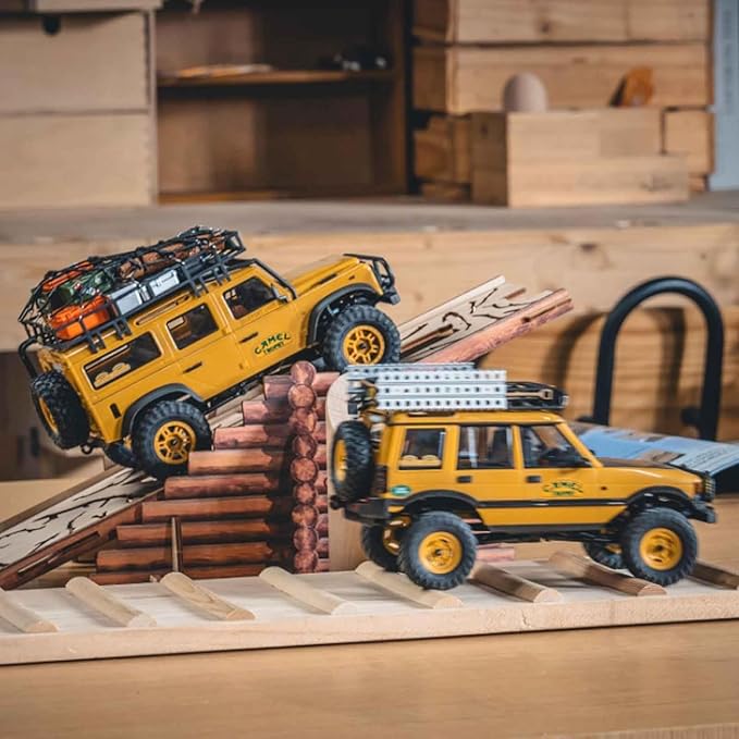 BEEZRC FMS 1/24 RC Crawler RTR FCX24M Land Rover Family Camel Trophy Edition Licensed RC Model 4WD RC Rock Truck 2.4Ghz Hobby Grade RC Car Model Mini Off Road Vehicle with Battery (Range Rover)