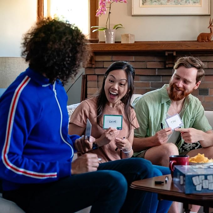 USAOPOLY BLANK SLATE Where Great Minds Think Alike Fun Family-Friendly Board Game Word Association Party Game Easy to Learn Fun to Play Family Game Night 3-8 Players Ages 8+