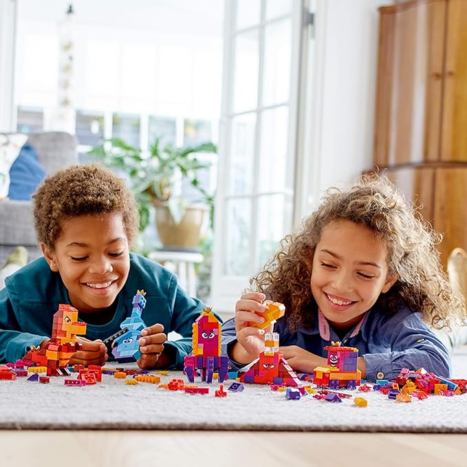 LEGO THE LEGO MOVIE 2 Queen Watevra’s Build Whatever Box! 70825 Pretend Play Toy and Creative Building Kit for Girls and Boys 2019 (455 Pieces)