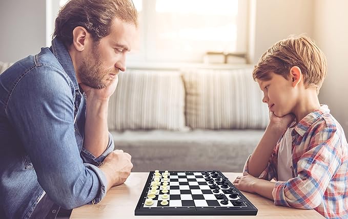 Lexibook Chessman® Classic Magnetic and Foldable Chess Game 32 Pieces Family Board Game Black/Grey CGM320