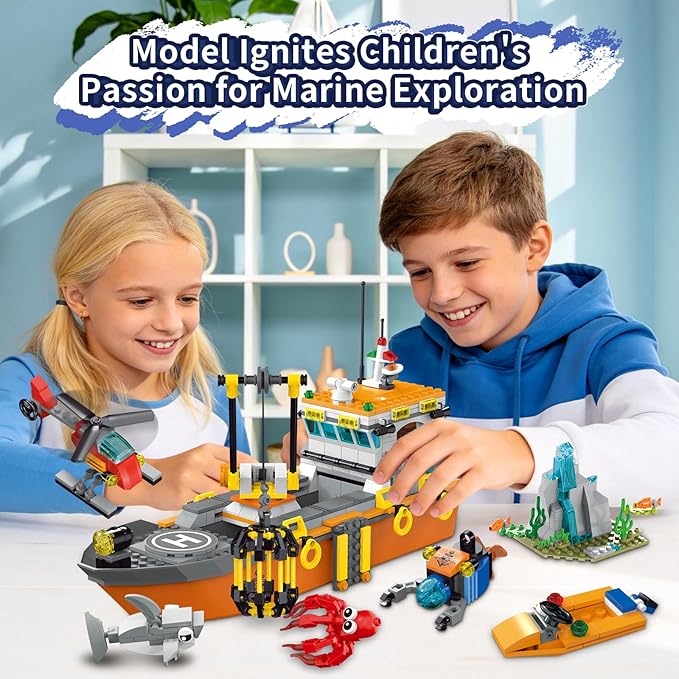 City Ocean Explorer Ship Building Set Fun Toy Exploration Boat Building Block Kit with LED Lights Helicopter Submarine Birthday for Boys Girls Kids 6 8 10+