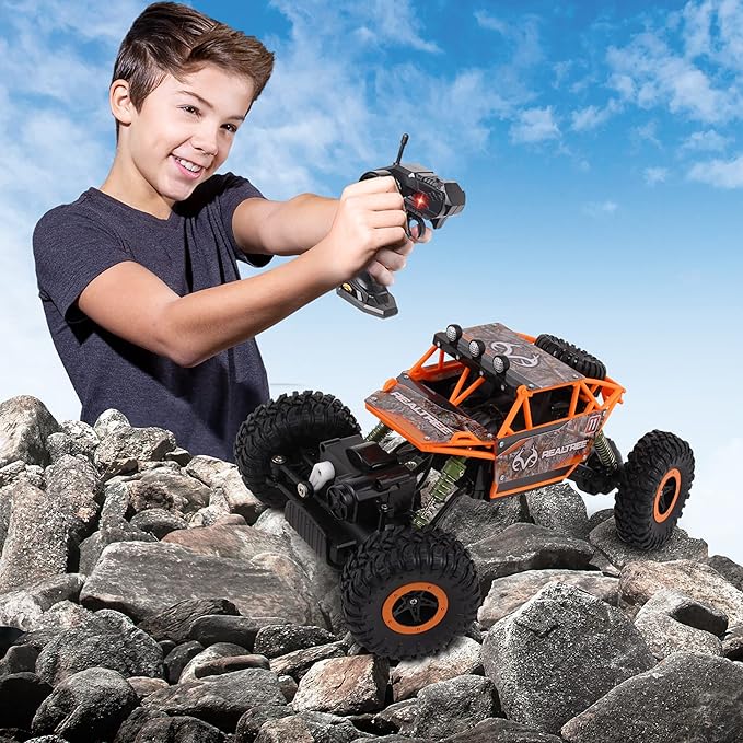 NKOK Realtree: 1:16 Scale RC: Rock Crawler - Edge Camo Blue - 2.4 GHz Radio Control #81612 Competition Series Real Time 4x4 Officially Licensed Ages 6+